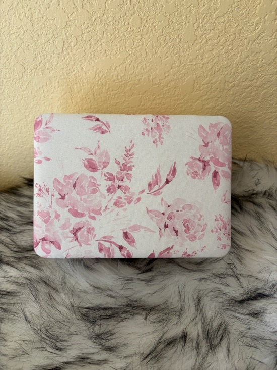 Accessories - Floral Pink and White Decorative Jewelry Box